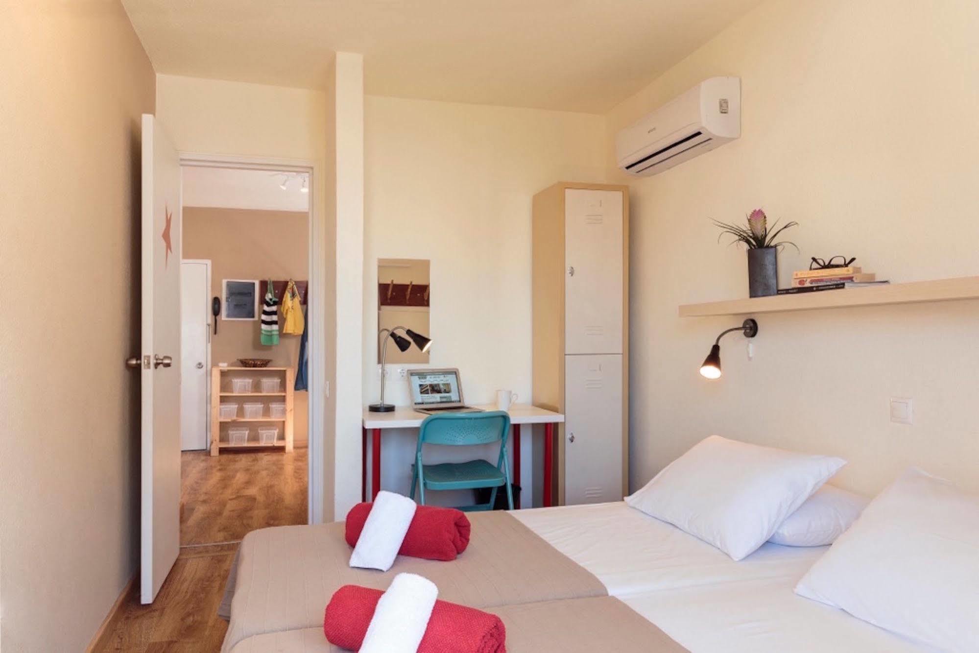 Rhodes & Bar Hostel Rhodes City